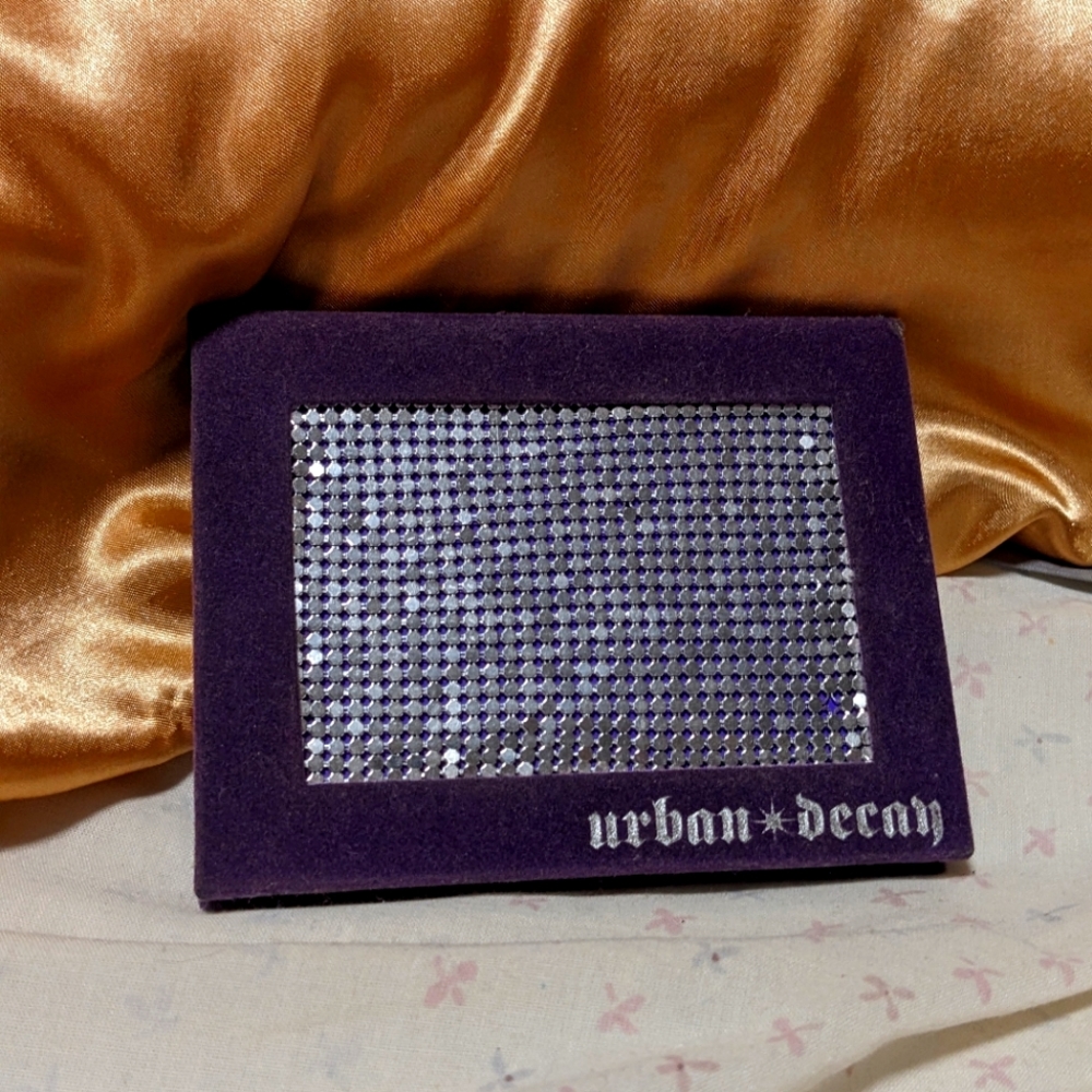 Moderately used Discontinued Urban Decay Deluxe Shadow Box Eyeshadow Palette